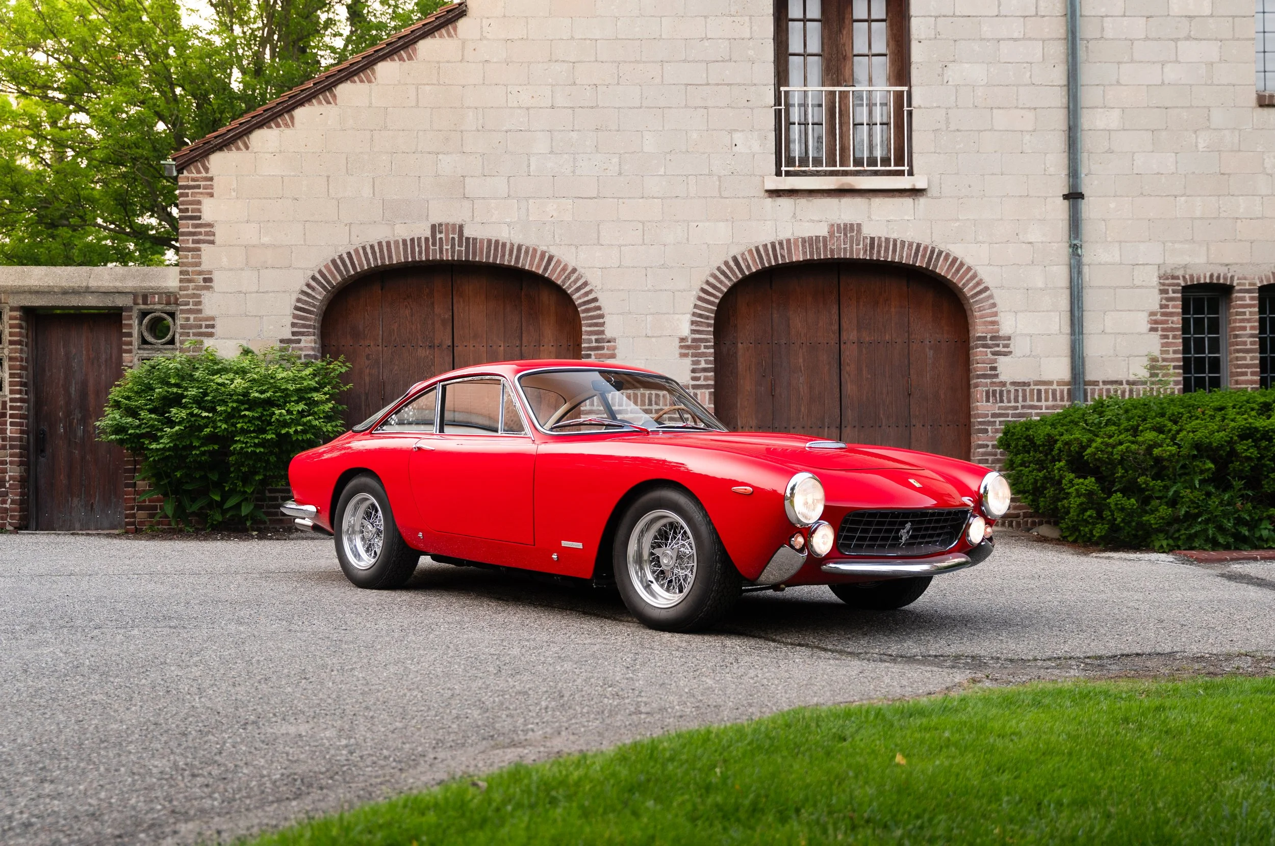 Photos - 1963 Ferrari 250 GT Berlinetta Lusso — Animoya Garage